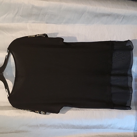 B.L.E.U. Blouse - Picture 5 of 12